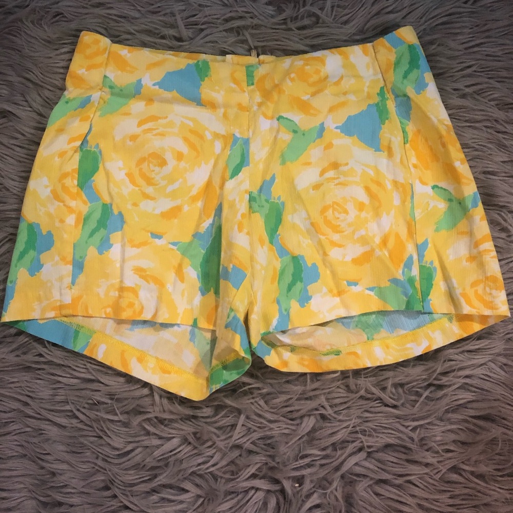 Yellow First impressions lilly shorts size 4